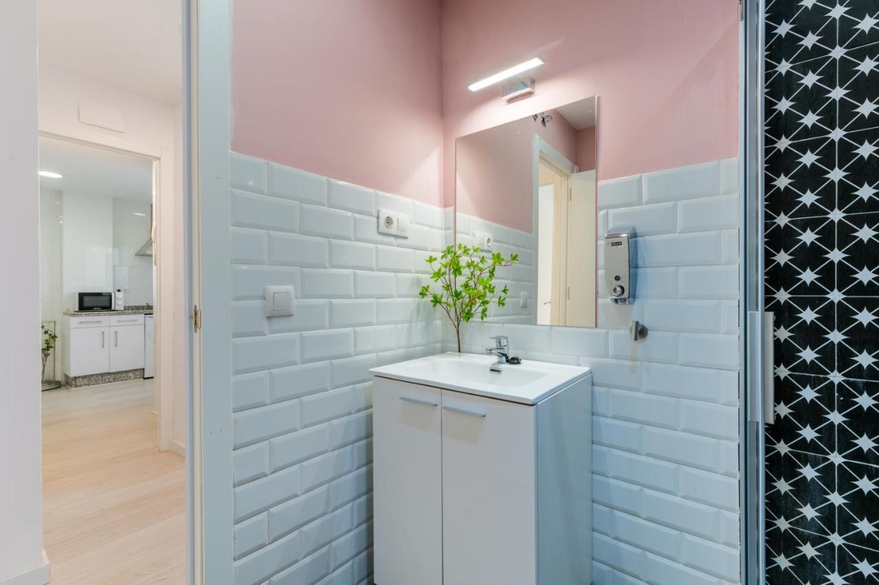 Olehousing - Cathedral Terrace Apartments Севілья Екстер'єр фото