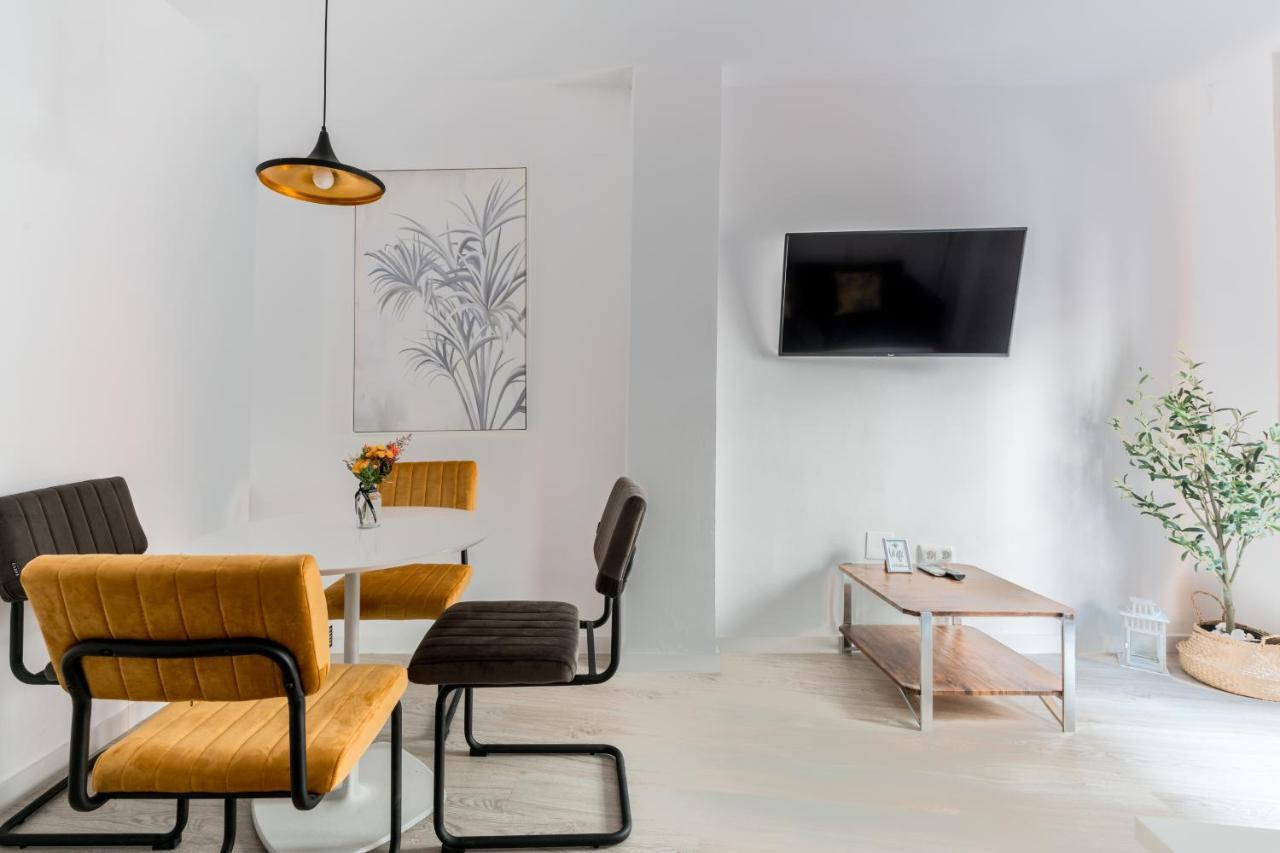 Olehousing - Cathedral Terrace Apartments Севілья Екстер'єр фото