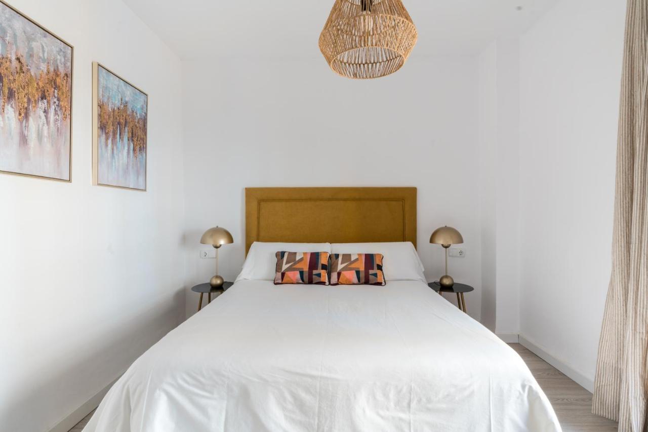 Olehousing - Cathedral Terrace Apartments Севілья Екстер'єр фото