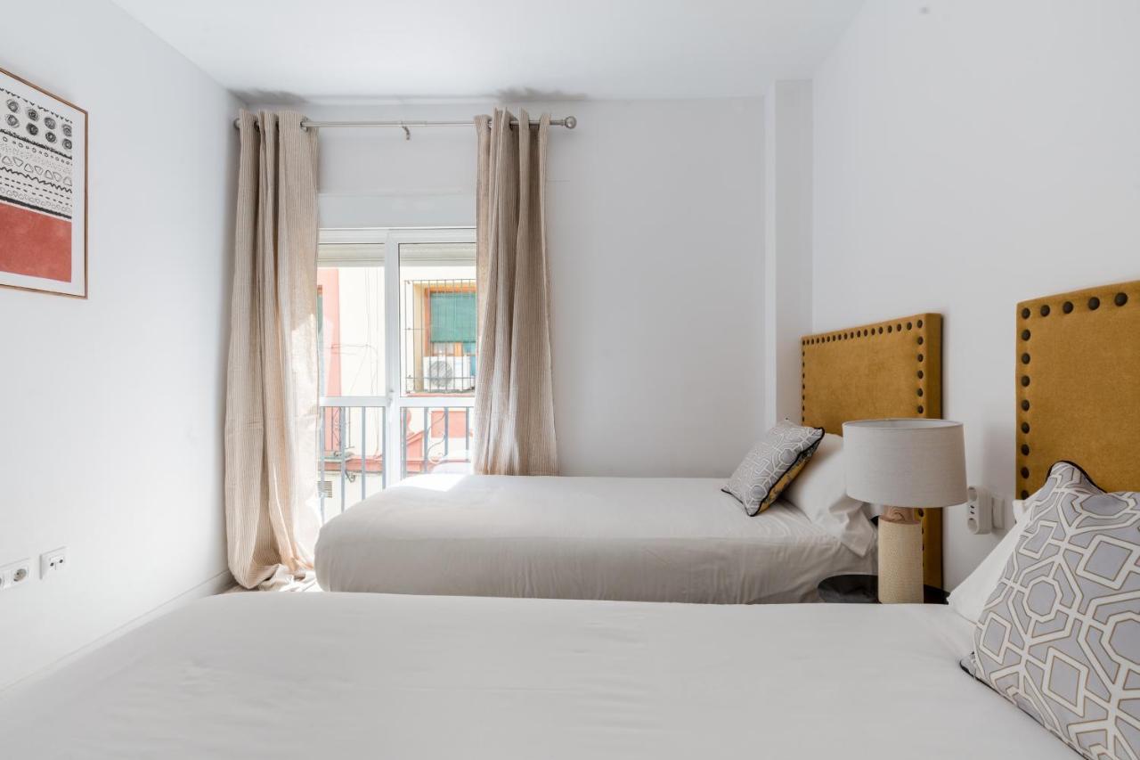 Olehousing - Cathedral Terrace Apartments Севілья Екстер'єр фото