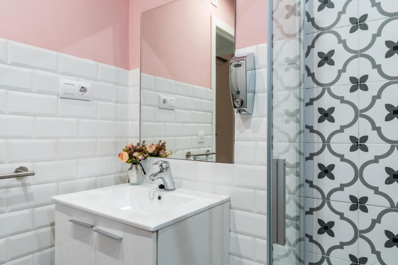 Olehousing - Cathedral Terrace Apartments Севілья Екстер'єр фото