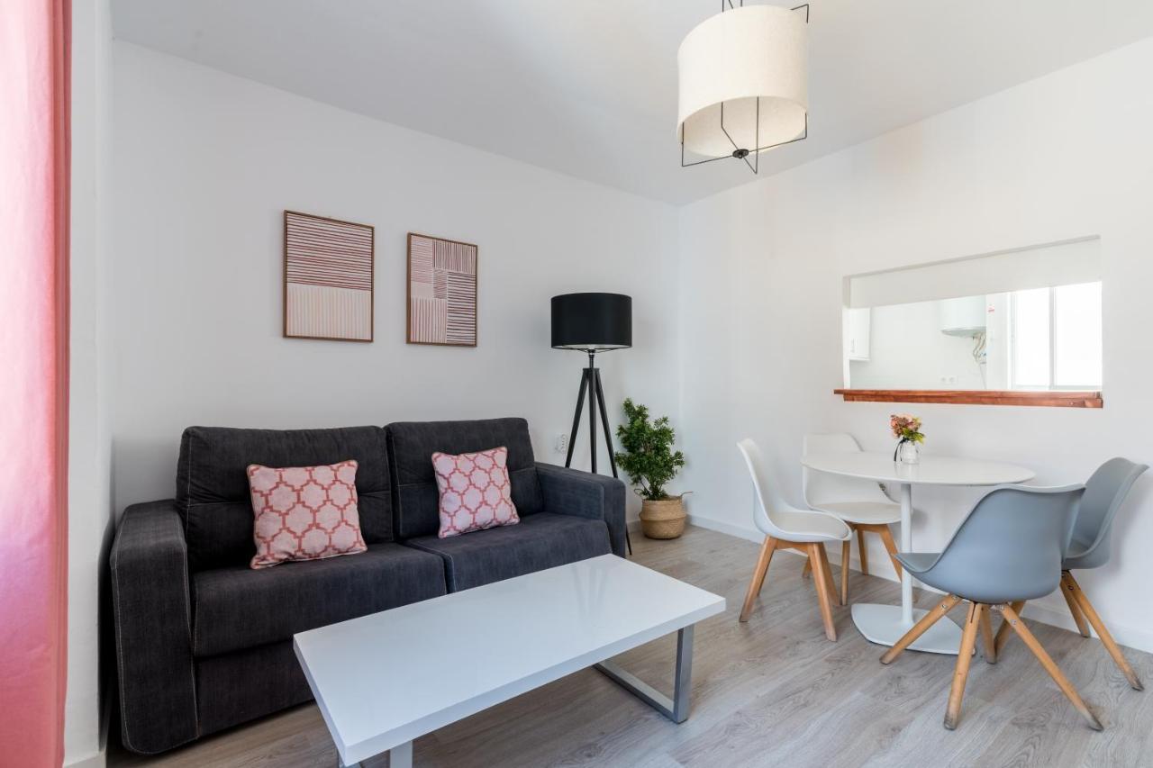 Olehousing - Cathedral Terrace Apartments Севілья Екстер'єр фото